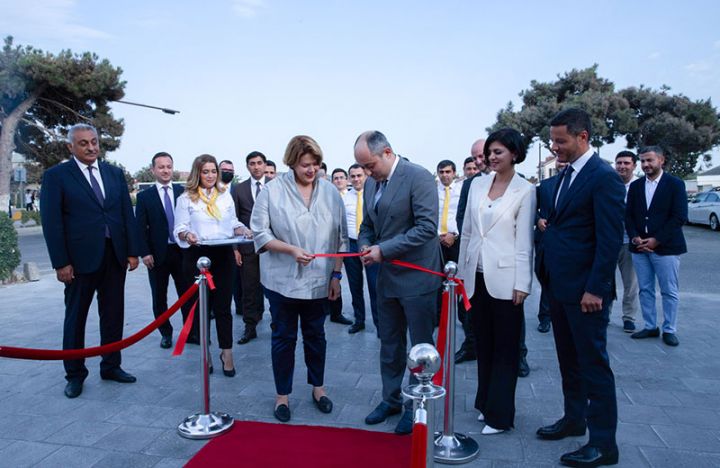 Bank Bakının qəsəbəsində filialını açdı