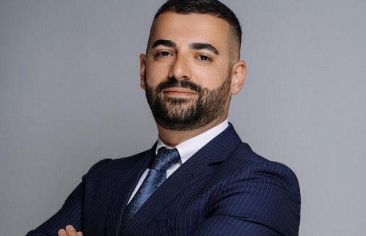 Hər kəsin xoşuna gəlməyə çalışmayın!