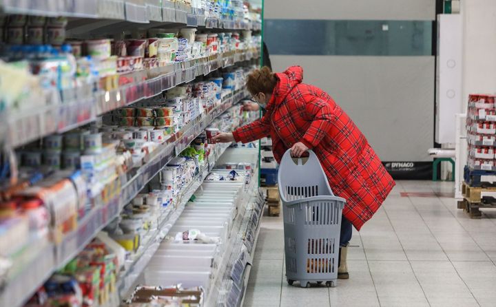 3,9 milyard manatı "yedik-içdik"