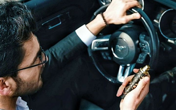 Fransada istehsal olunan "Karabakh" parfumu Bakıda satışda