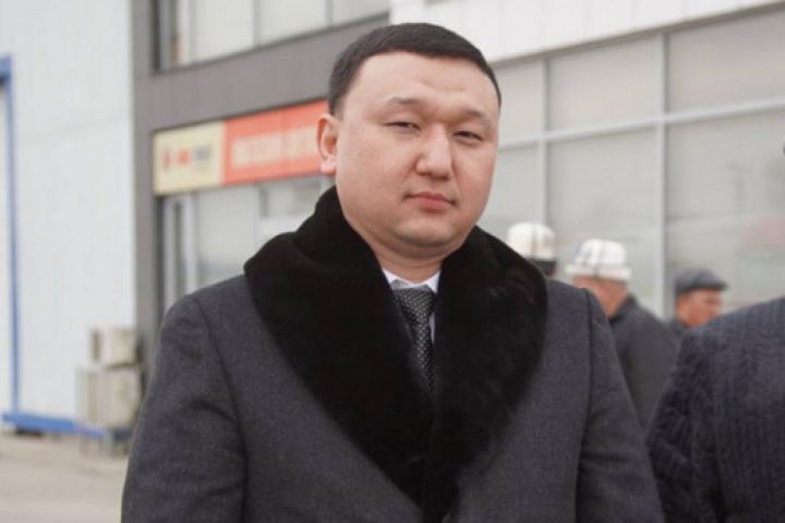 Qırğızıstan gömrük xidmətinin rəisi saxlanılıb