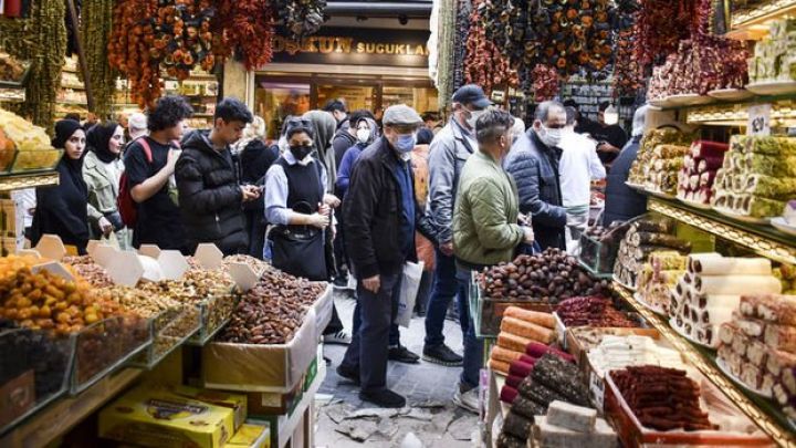 Türkiyədə illik inflyasiya 61%-ə yüksəlib