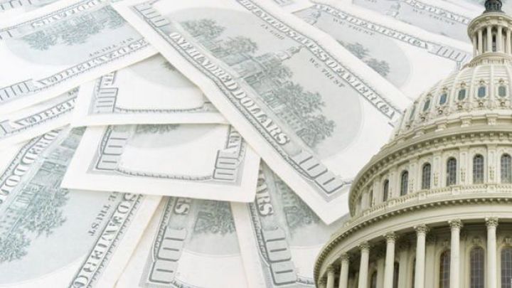 ABŞ-da ailələrin borcu 16 trilyon dolları keçib