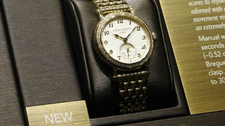 İsveçrə saatlarının ixracında 8 ilin rekordu