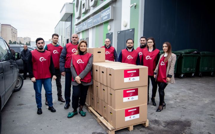 “Qırmızı ürəklər” qazi və şəhid ailələrini təbrik etdi!