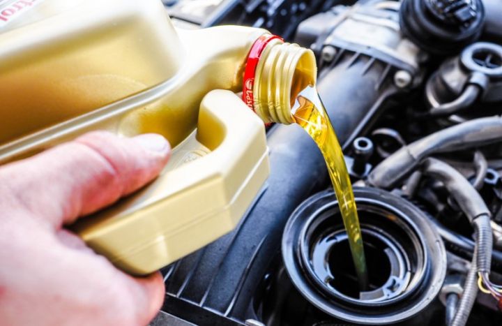 Azərbaycan şirkəti Avropa ölkələrinə sürtkü yağlarının ixracına başlayıb