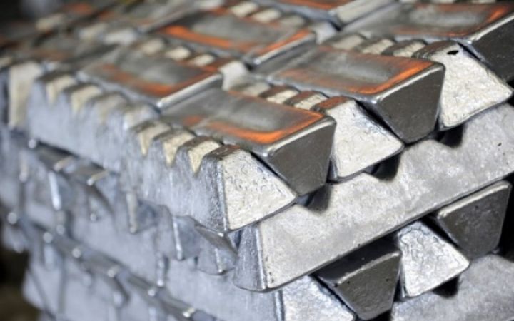 Alüminiumun qiyməti 21 dekabr 2021-ci ildən bəri ilk dəfə 2700 dollardan aşağı düşüb