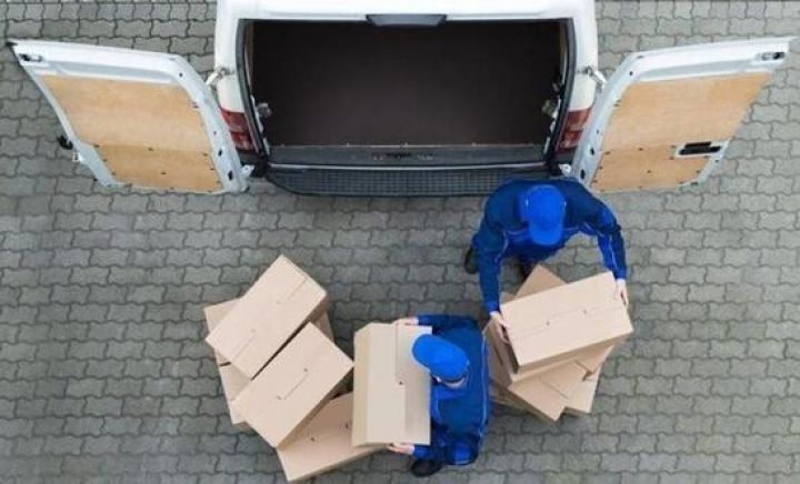 Dövlət şirkəti karqo xidmətini istifadəyə verdi - Rayonlara çatdırılmada əlavə ödəniş tələb olunmur