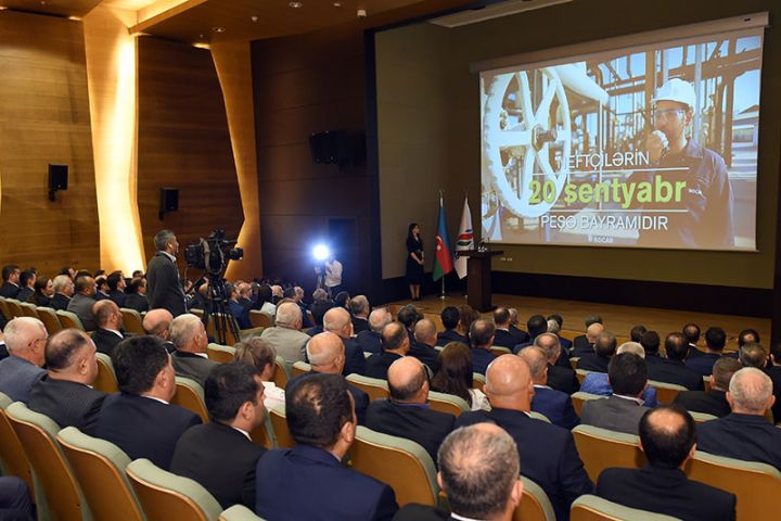 Dünyada bağlanan ən iri sazişlərdən biri - SOCAR-da tədbir keçirilib