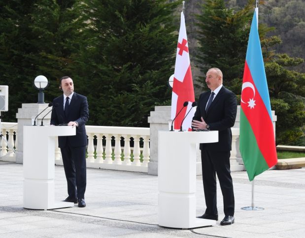 Əliyev və Qaribaşvilinin mətbuata bəyanatları