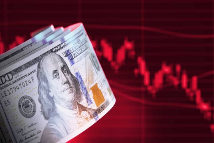 Azərbaycana daxil olan və çıxan valyuta üzrə son vəziyyət açıqlandı