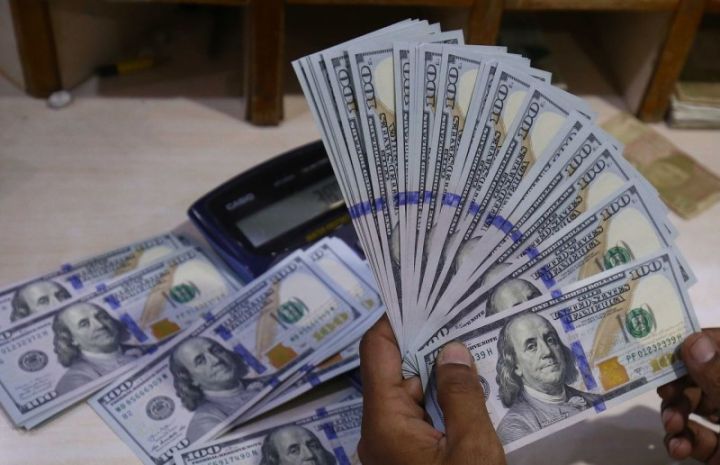 Növbəti valyuta hərracı keçirildi