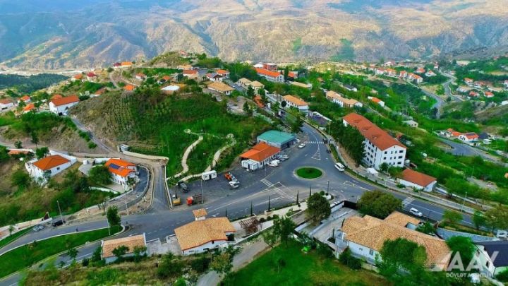 Laçın şəhərdaxili yolların bərpası işləri sürətlə aparılır - VİDEO