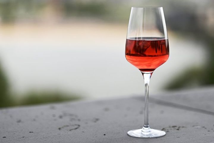 Gürcüstanının Rusiyaya şərab ixracı rekord həddə çatıb