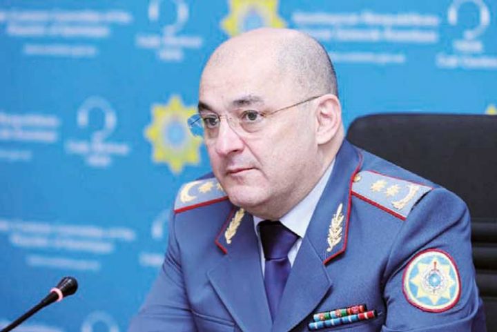 Prezident Gömrüyün sədrini təltif etdi