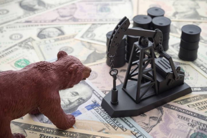 Qlobal bankdan neftin qiymətilə bağlı bədbin proqnoz