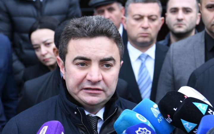 AZAL-ın prezidenti: Təyyarədə texniki nasazlıq olmayıb