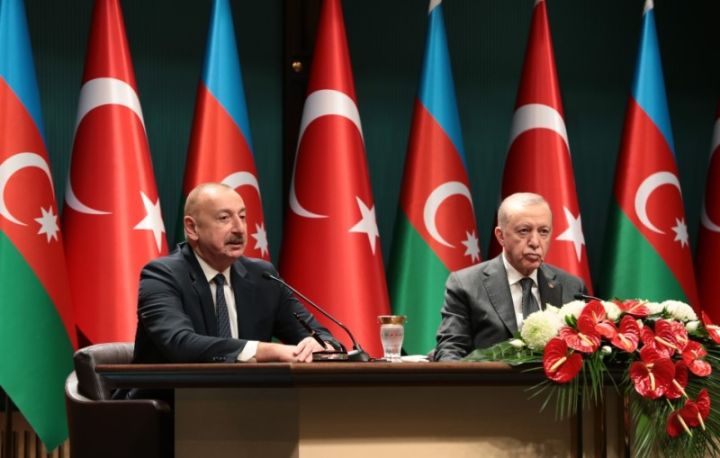 "Keçən il 7,5 milyard dollara çatıq, 15 milyard dollara çatmaqda qətiyyətliyik"