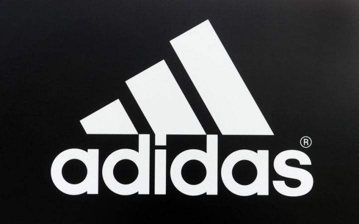 “Adidas” milyonlarla dollarlıq rüşvət iddialarını araşdırır