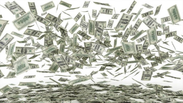 Dövlət Neft Fondu valyuta satışı aylıq 4 dəfədən çox azalıb