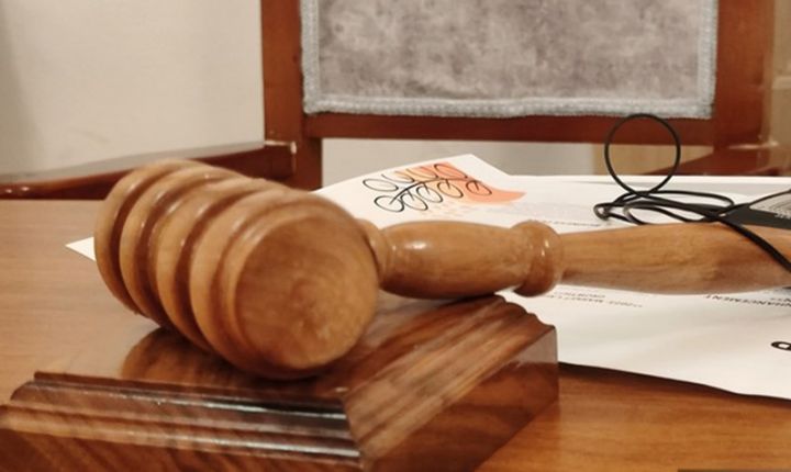 "42 milyon manat pul adıma götürülüb. Mənə o puldan qara qəpik çatmayıb”