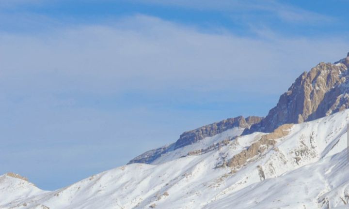 Şahdağ, Gədəbəy, Daşkəsən, Qrız, Xınalıqda qar yağıb