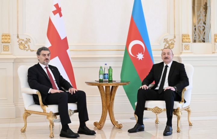 Azərbaycan və Gürcüstan prezidentlərinin təkbətək görüşü başlayıb