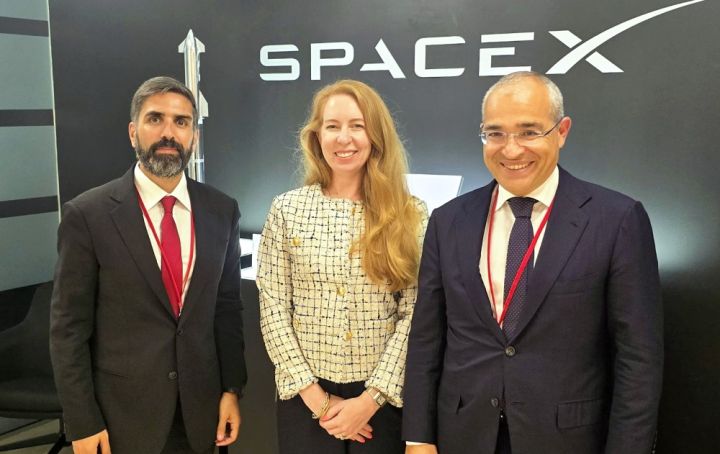 Azərbaycan "SpaceX"lə əməkdaşlıq perspektivlərini müzakirə edib