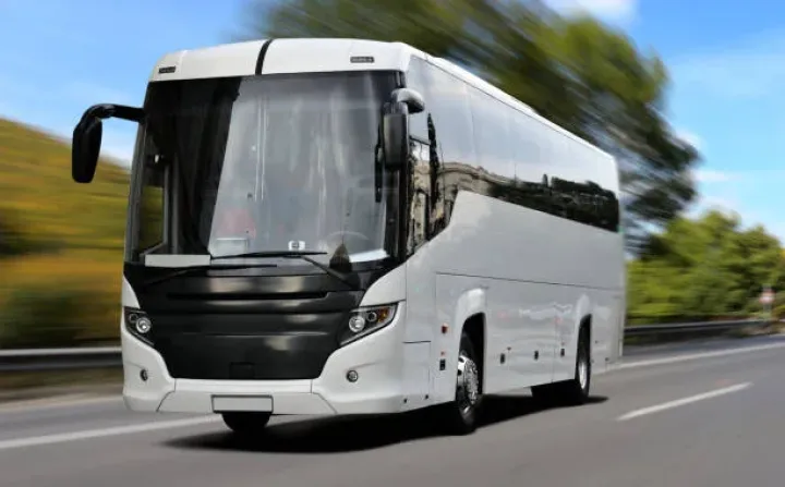 8 şəhərlərarası avtobus marşrutu bu şəxslərə verildi