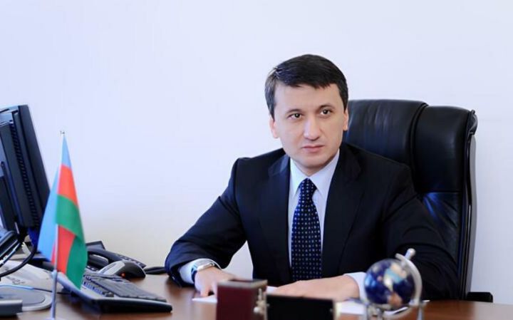 Prezidentin Mətbuat katibi vəzifəsindən azad edildi