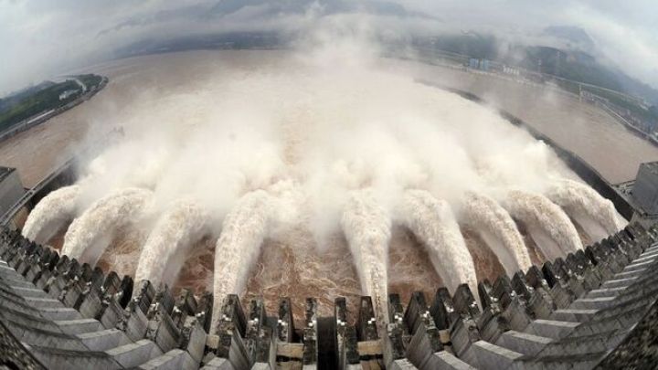 Çin 167 milyard dollarlıq meqa su anbarının tikintisinə başladı