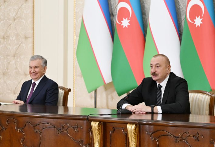 "Bu gün 10-dan çox layihənin investisiya qərarlarının qəbulu mərhələsində olduğu barədə məruzə edildi"