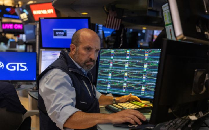 Trampın mümkün tənəzzüldən danışmasından sonra ABŞ-ın İT sektoru 1 trilyon dollar itirib