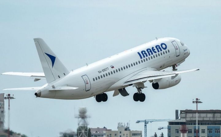 "İrAero" apreldə Nijnevartovskdan Bakıya birbaşa reysləri başladacaq