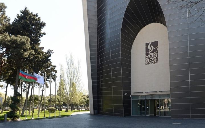 "Bakı Biznes Mərkəzi"nin direktoru işdən çıxıb