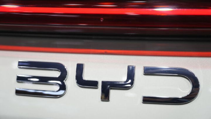 Amerikalı milyarder BYD-dəki bütün paylarını satıb