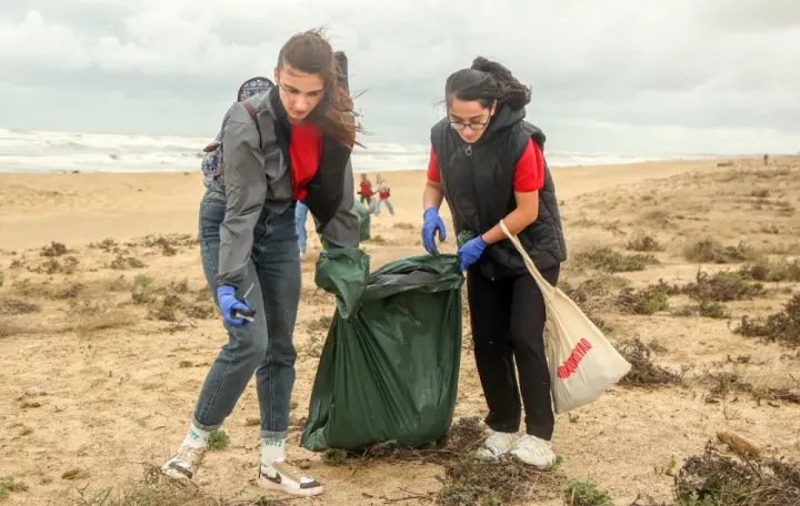 Carlsberg Azerbaijan-ın dəstəyi ilə “Xəzəri Qoruyaq!” aksiyası keçirildi