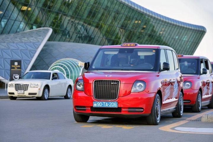 Aeroportda yeni taksi qiymətləri ilə bağlı aidiyyəti qurumlara müraciət ünvanlanacaq