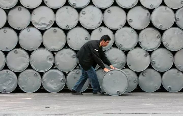 Qlobal bankdan yeni neft qiymətləri proqnozu