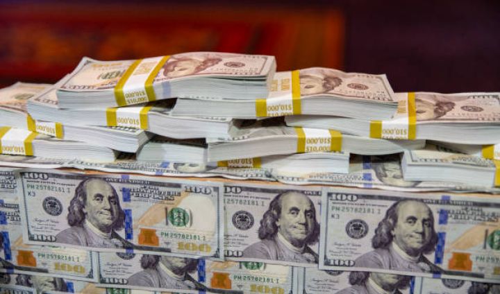 Banklara dollar satıldı - HƏRRACIN NƏTİCƏSİ