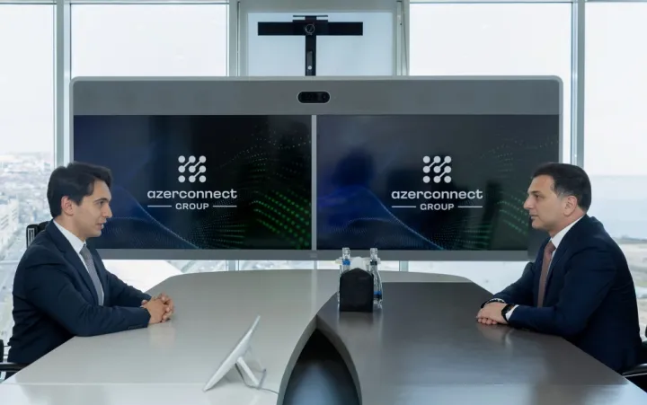 “Azerconnect Group”un baş direktoru Emil Məsimov “Yüksəliş” müsabiqəsinin qalibi ilə görüşüb