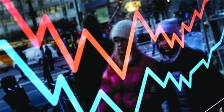 Dünyanın ən böyük iki səhm bazarı fərqli istiqamətlərə doğru hərəkət edir