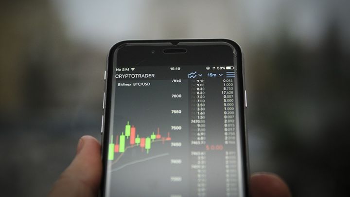 Azərbaycanda telefonla kapital bazarlarında alqı-satqı başlayır  