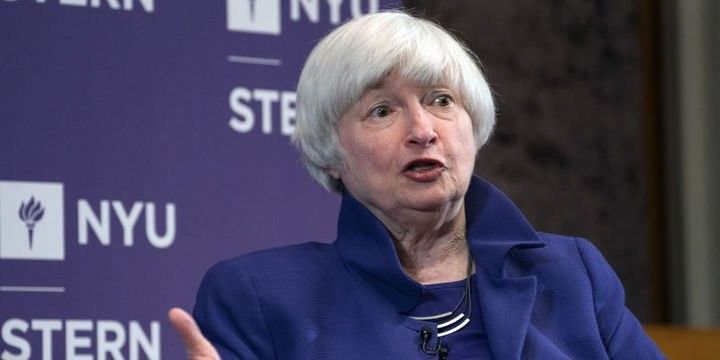 "İnflyasiyanın düşməsinə yol vermək təhlükəlidir"