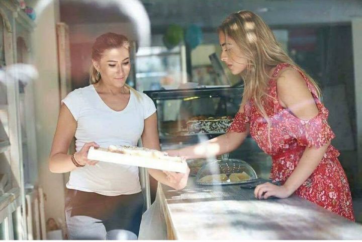 Şirniyyat mağazaları şəbəkəsi Vergilərin nəzarətində - “qara mühasibatlıq” sənədləri götürüldü