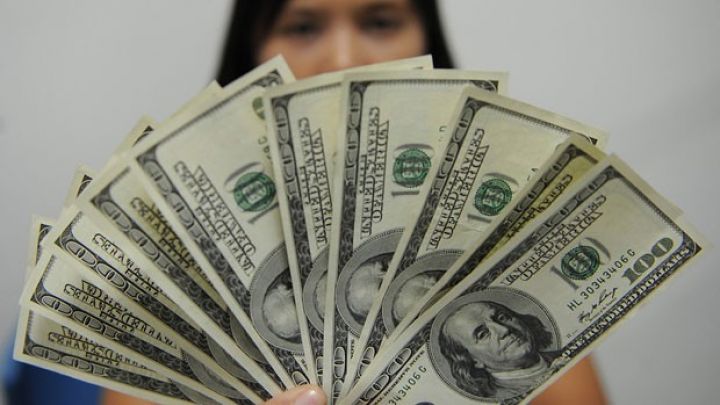 Banklarda dollar və avronun alış-satış qiymətləri - YENİLƏNİB