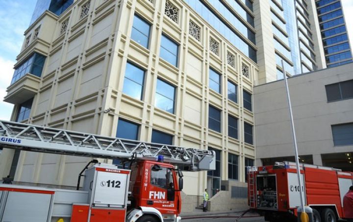 "Hilton Baku" hotelində yanğın olub