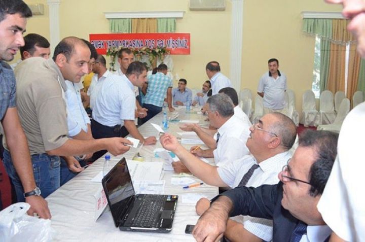 Kimlər işsiz qaldıqda sığorta ödənişi ala bilər? - MÜDDƏT VƏ MƏBLƏĞLƏR