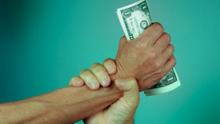 Dolların sabaha olan məzənnəsi açıqlandı