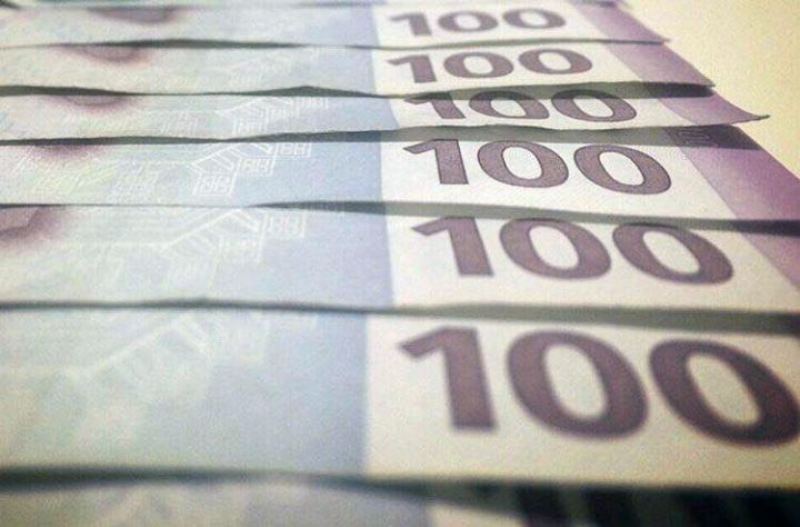 17,6 milyard manatlıq büdcə təsdiq edildi